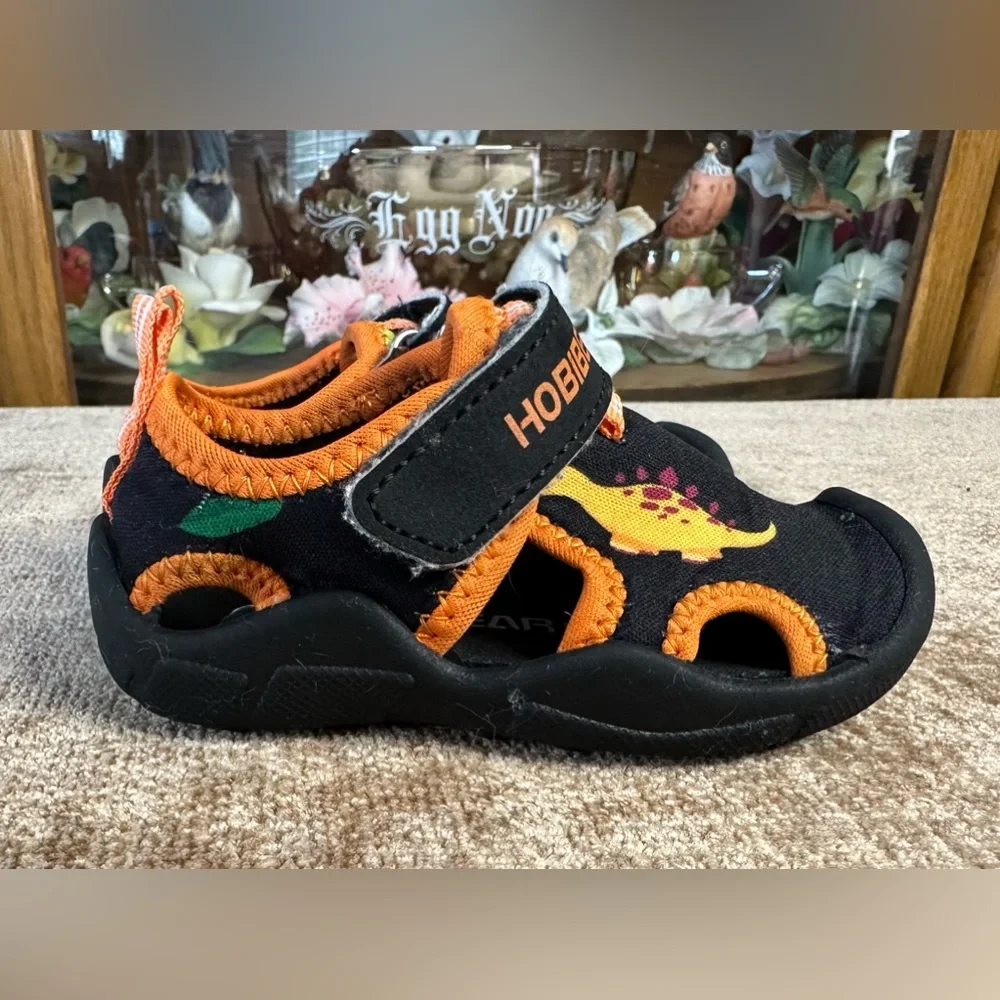 Hobibear Dinosaur Sandals/ Water Shoes Size 5 US